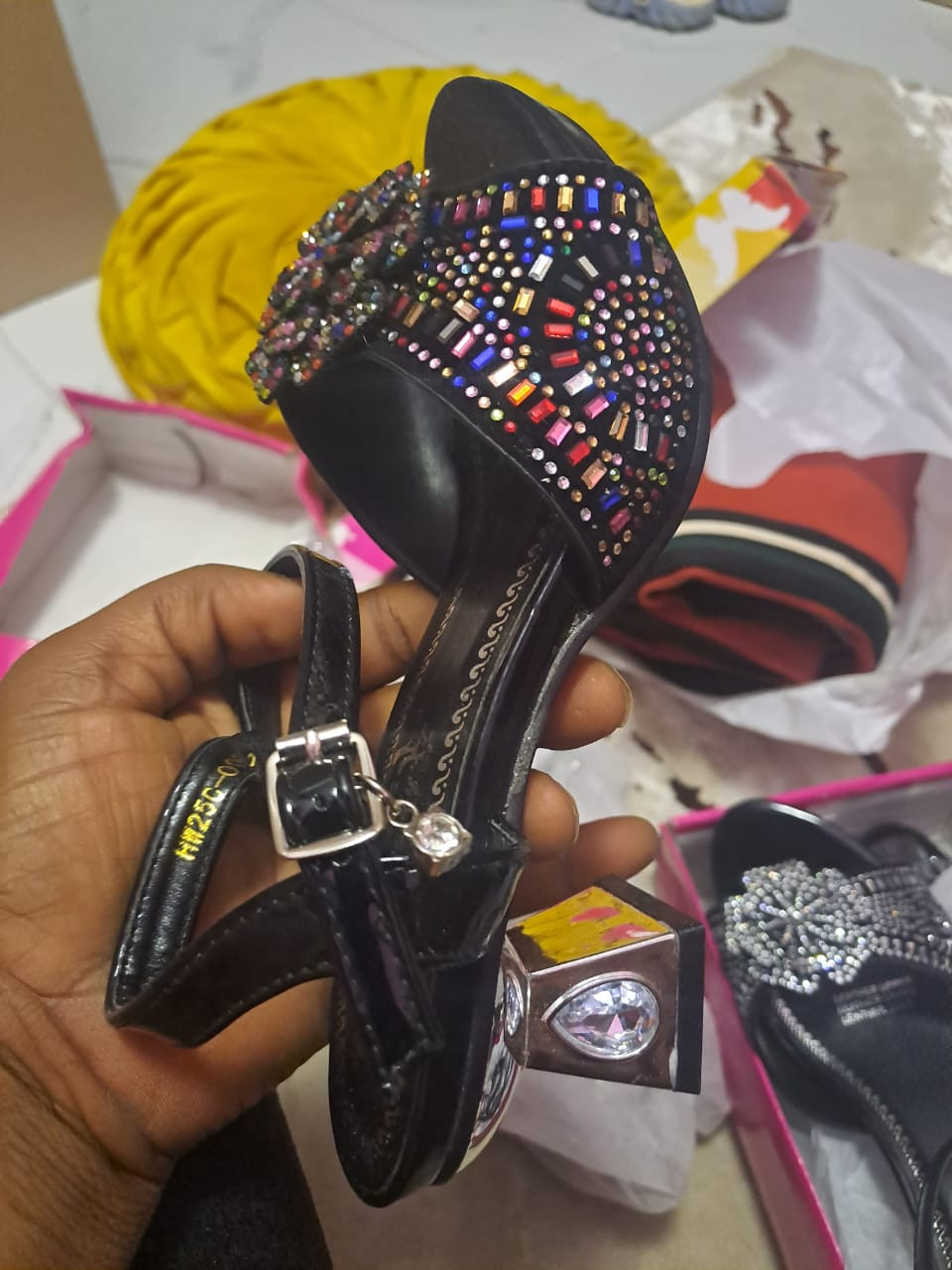Toplovely girl wedge sandals